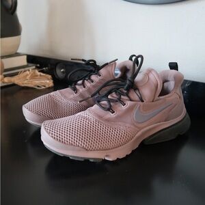 Nike Presto Fly Women’s running shoes